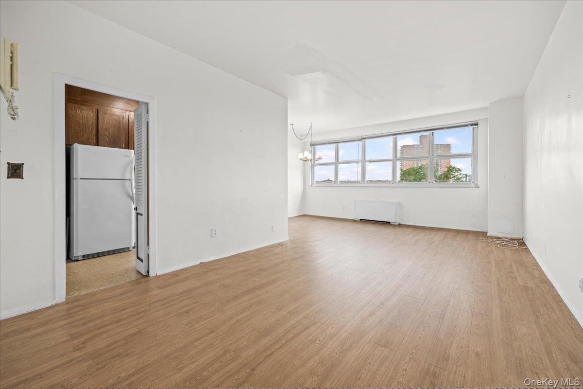555 Kappock Street 3t Property Photo 1