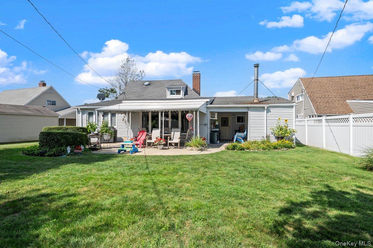 27 Wheelbarrow Lane Property Photo 14
