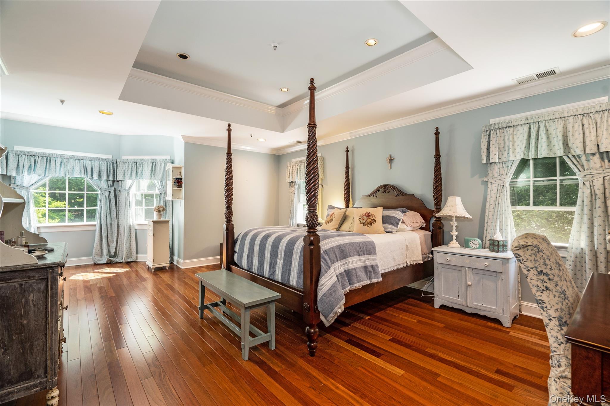 48 Park Lane Property Photo 13