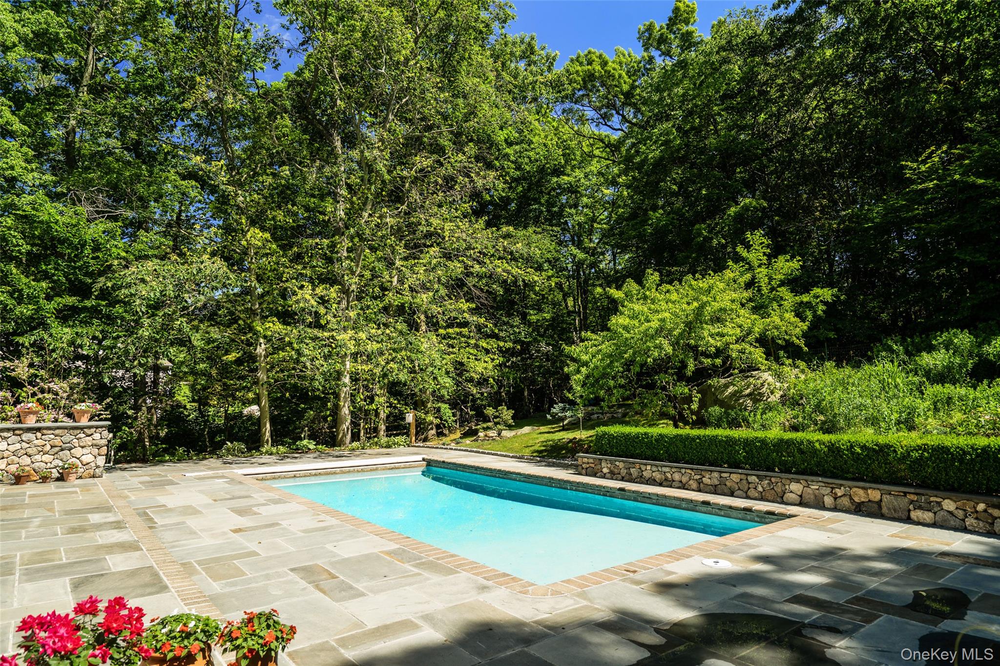 48 Park Lane Property Photo 30