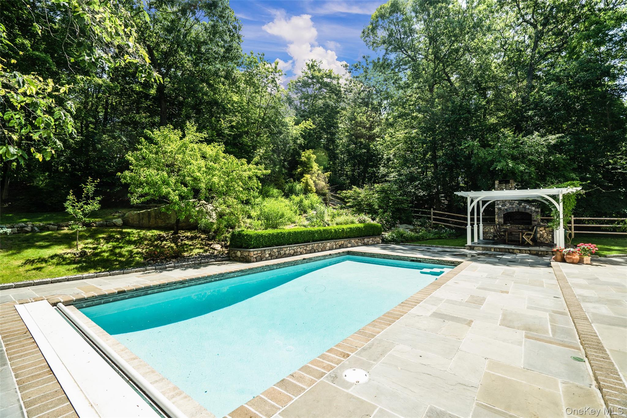 48 Park Lane Property Photo 32
