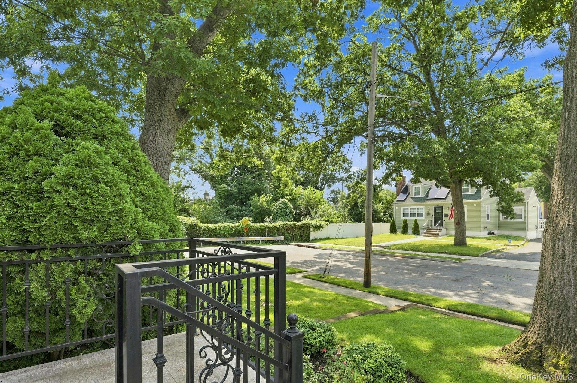201 E Chester Street Property Photo 7