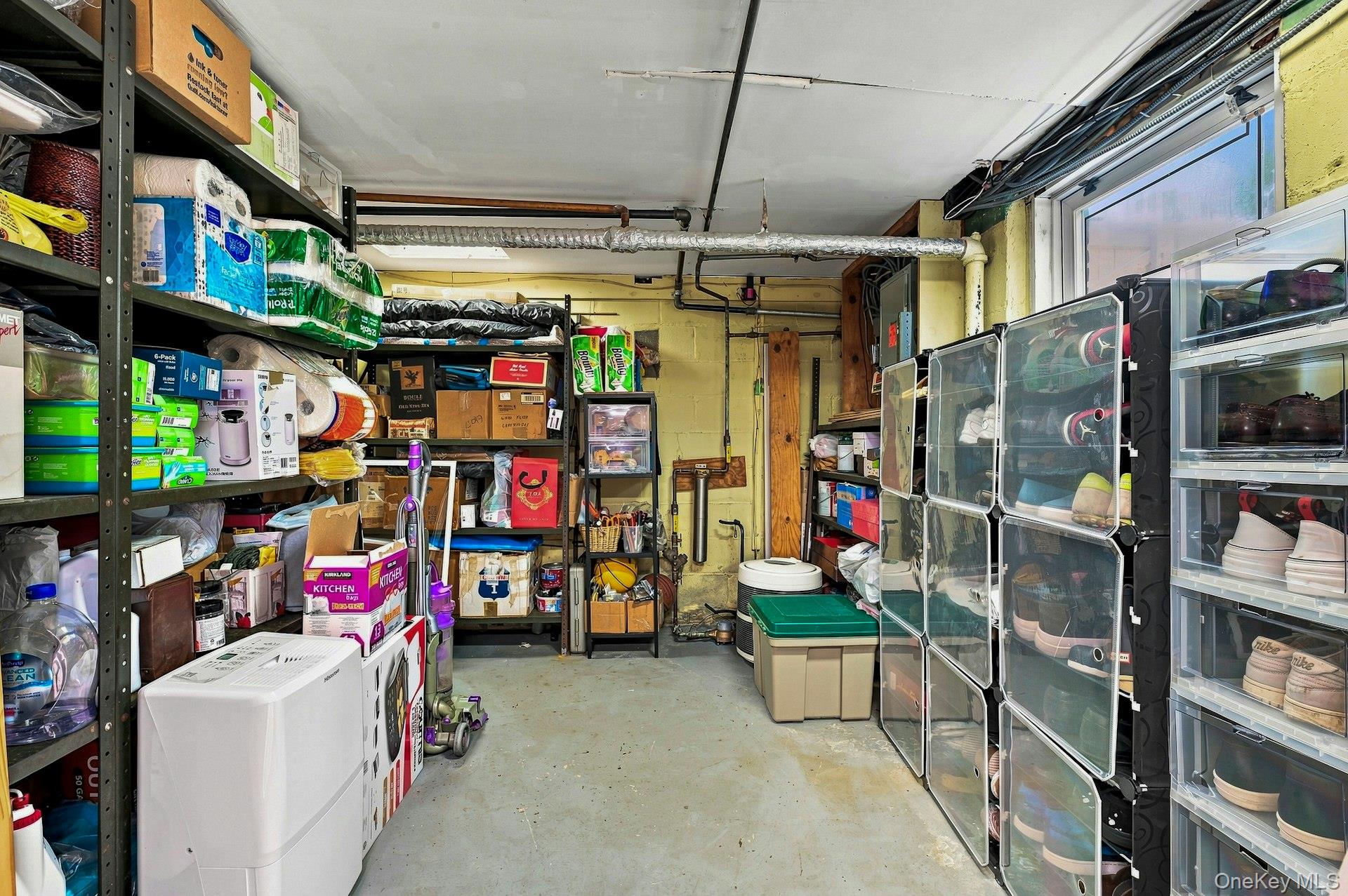 201 E Chester Street Property Photo 29