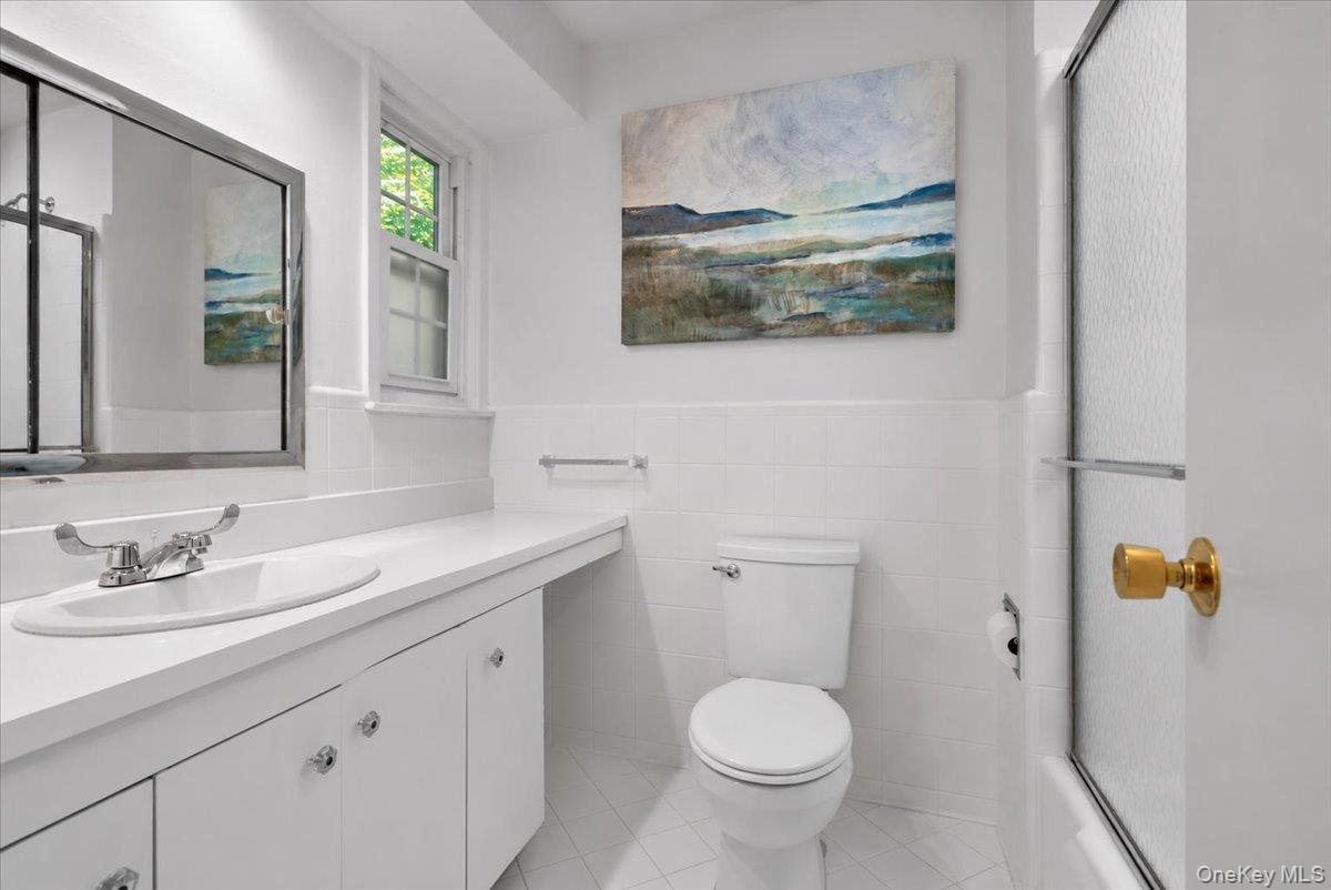 254 Farrington Avenue Property Photo 20