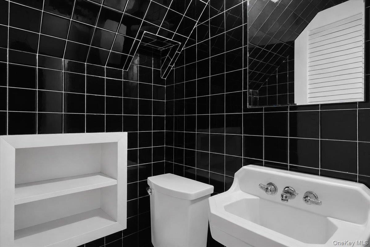 254 Farrington Avenue Property Photo 30