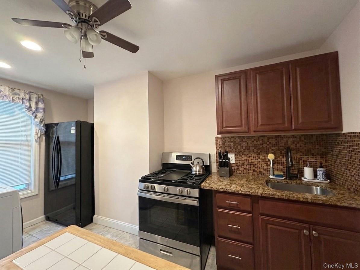 8520 90th Street Property Photo 2