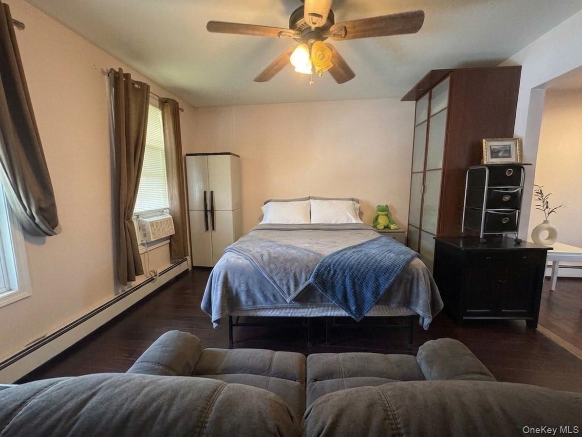 8520 90th Street Property Photo 3