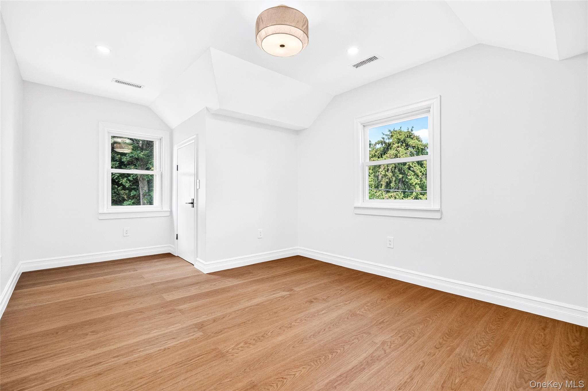22 Northway Property Photo 30