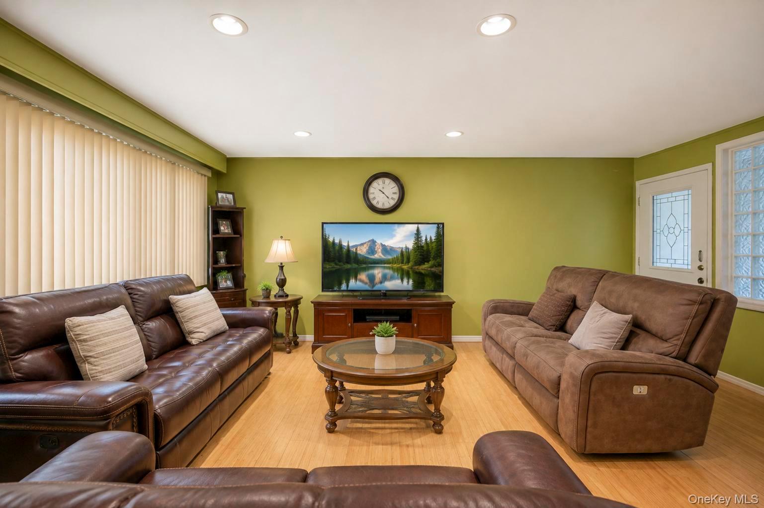 35 Hart Street Property Photo 12