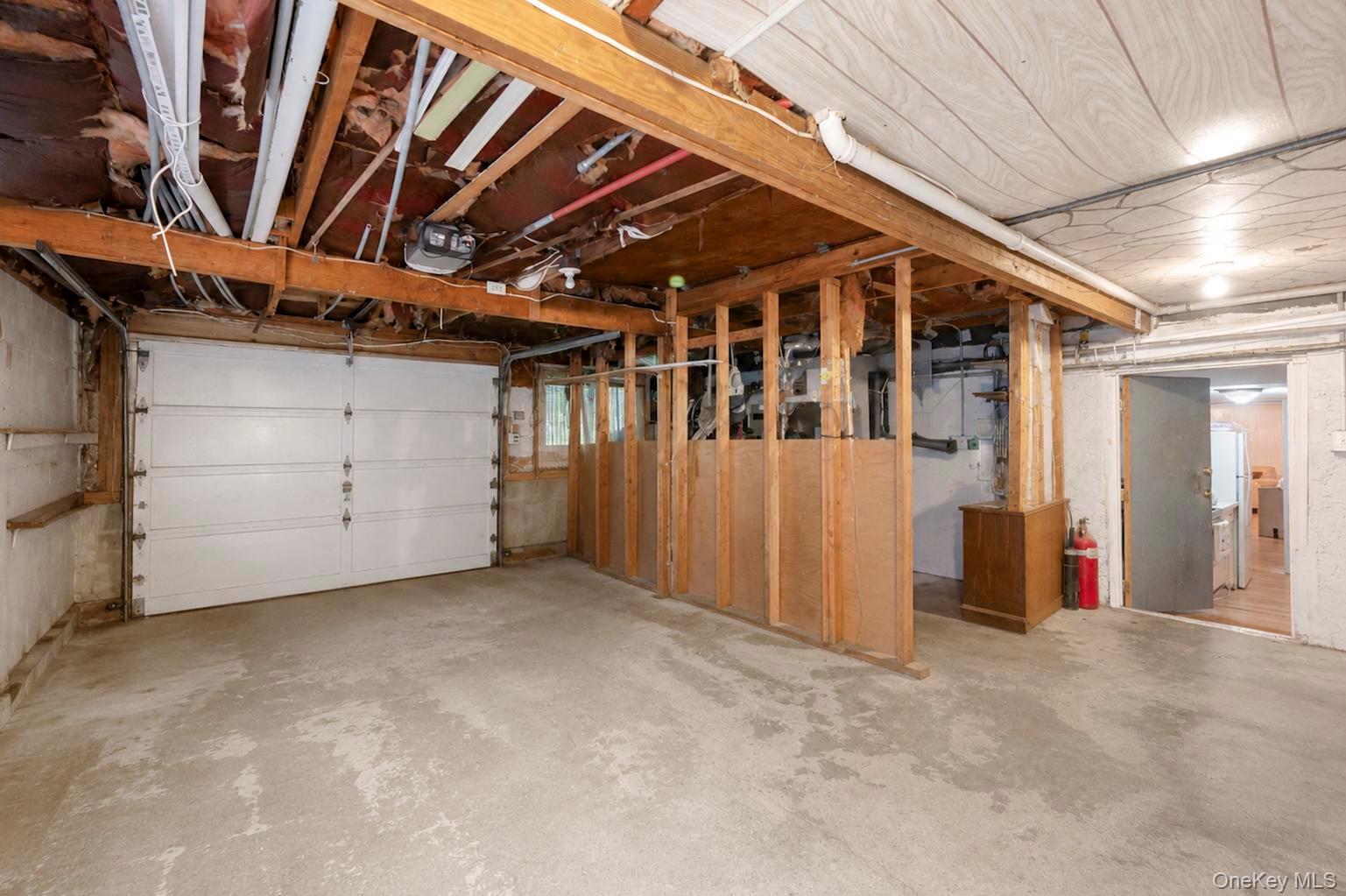 35 Hart Street Property Photo 32