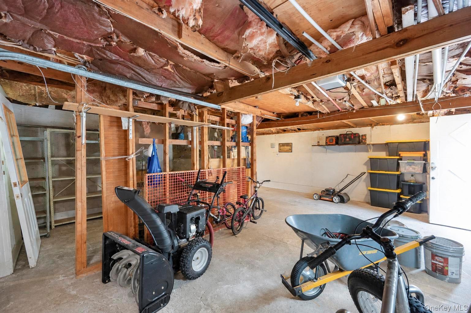 35 Hart Street Property Photo 33