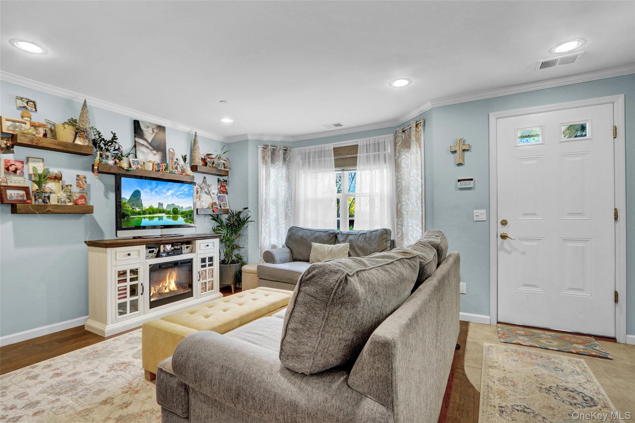 219 Medea Way Property Photo 3