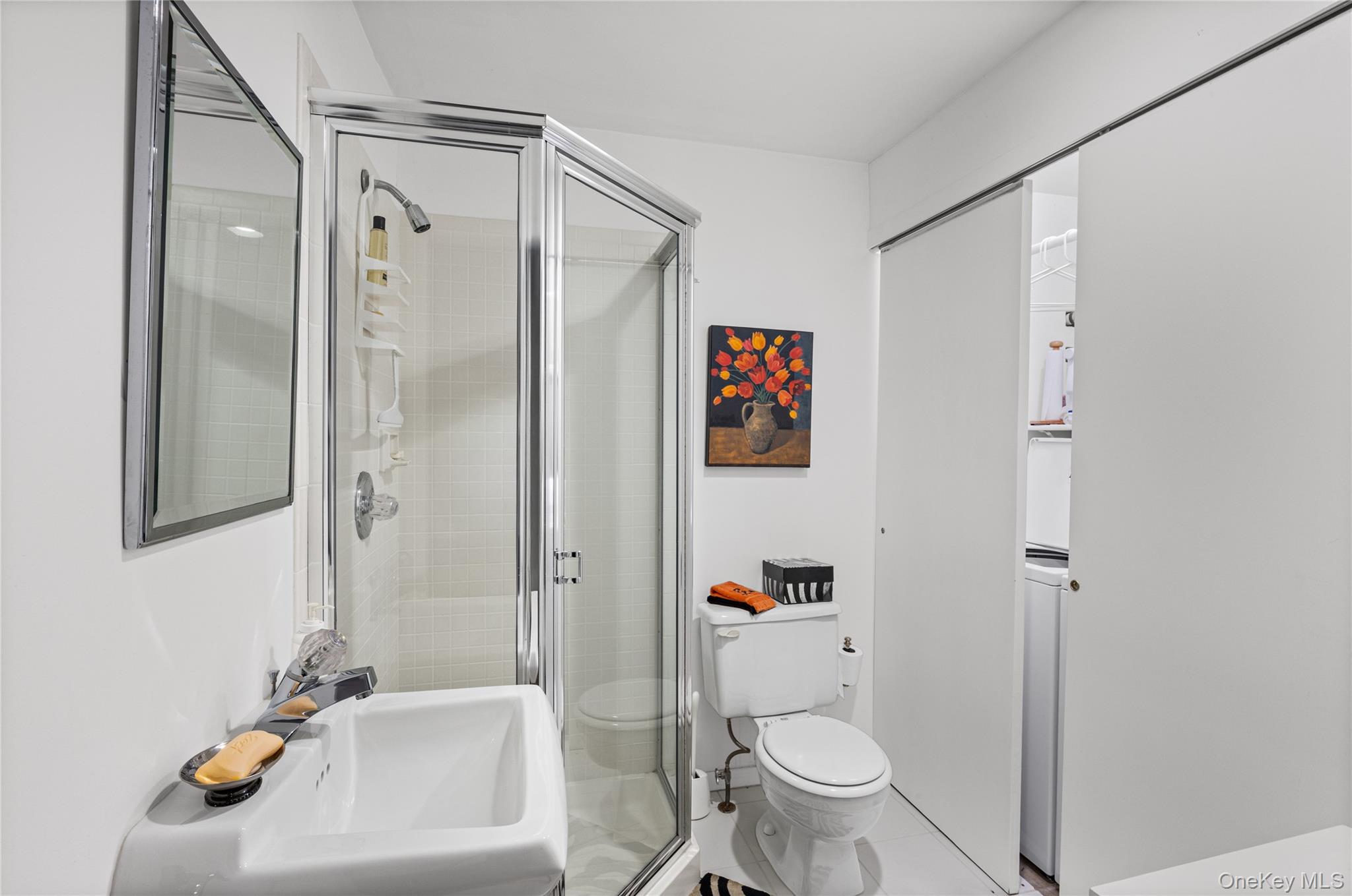 400 Noyack Road E2 Property Photo 18