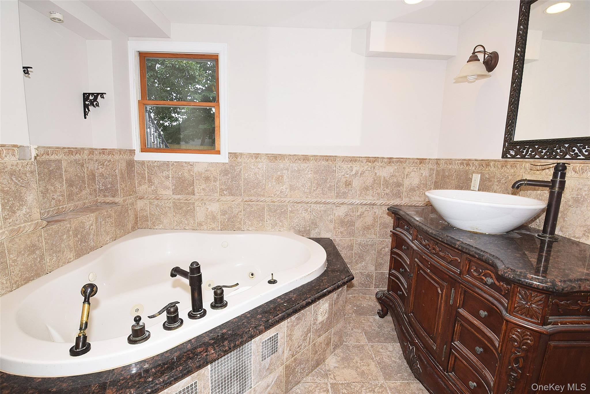 226 14th Avenue Property Photo 13