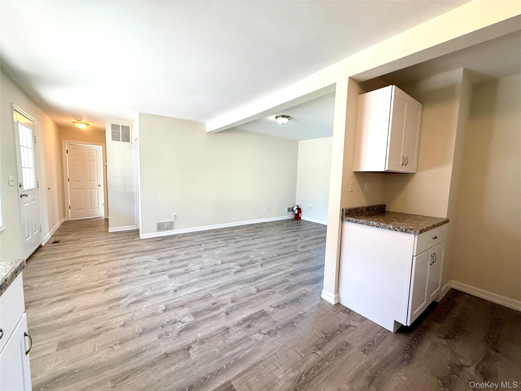 174-176 Myrtle Avenue Property Photo 27