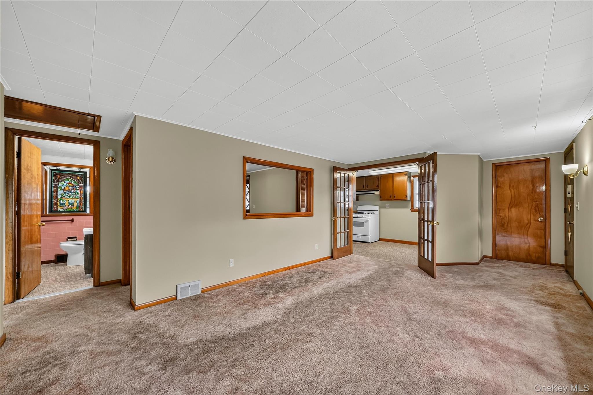 293 Highland Ave Extension Property Photo 8