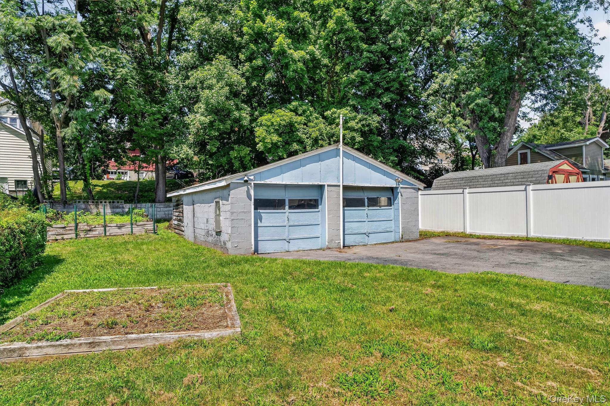 293 Highland Ave Extension Property Photo 32