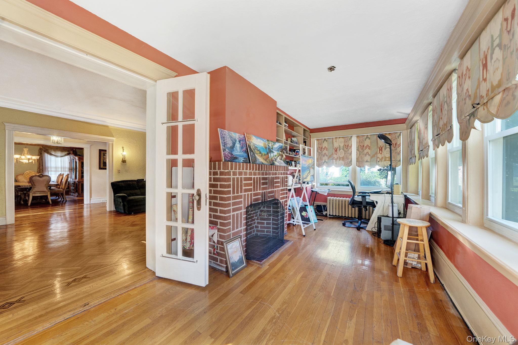 8833 195th Street Property Photo 17