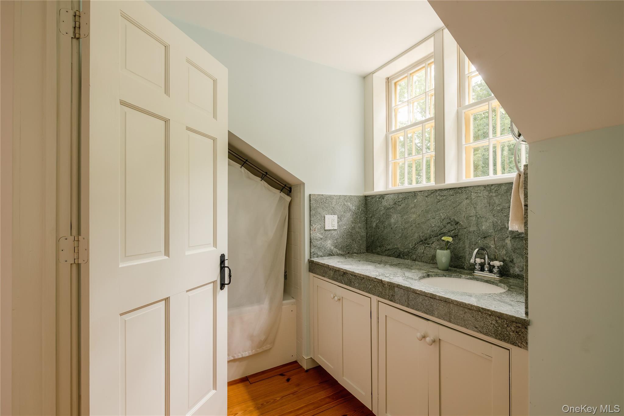 18 Clove Road Property Photo 42