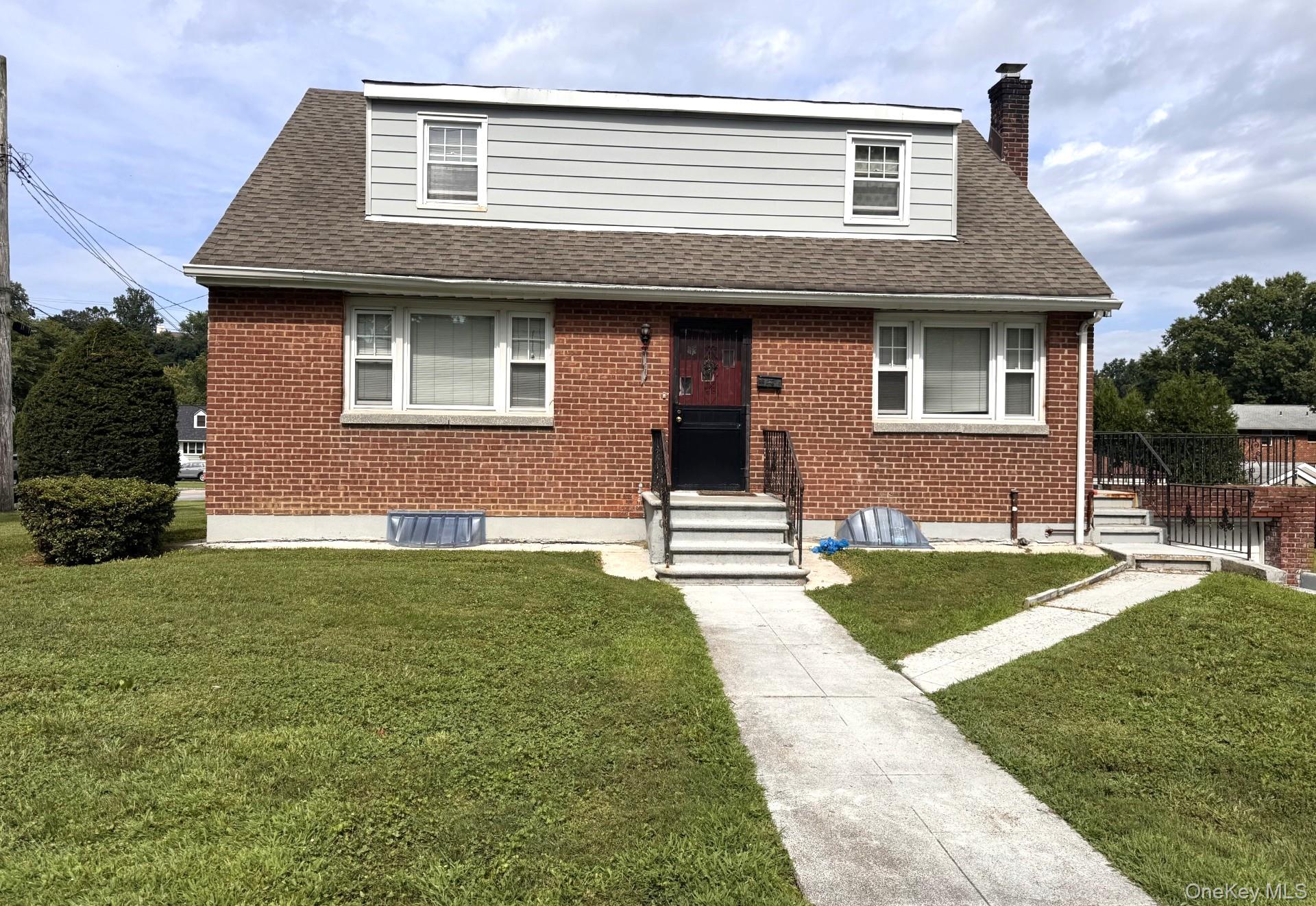 55 Canfield Avenue Property Photo 1