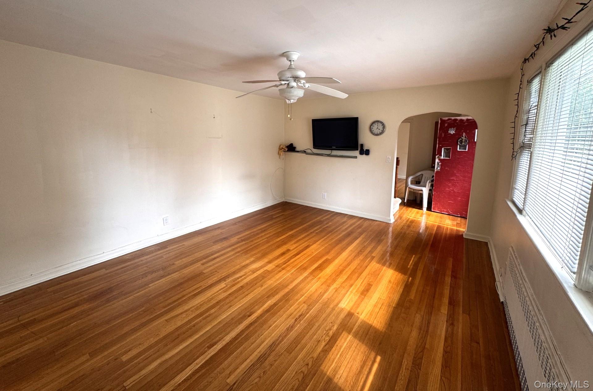 55 Canfield Avenue Property Photo 4