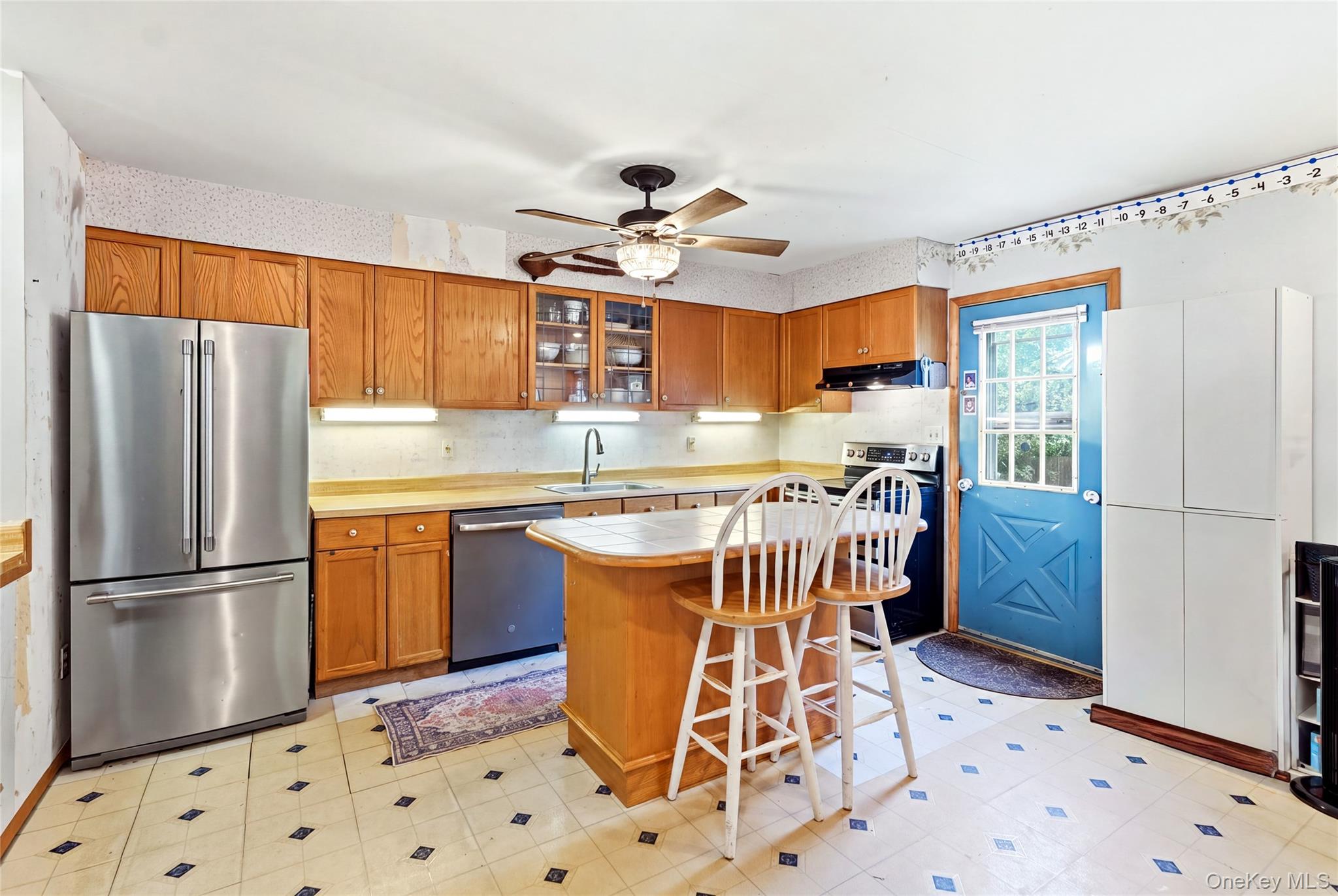 107 Andreano Avenue Property Photo 8