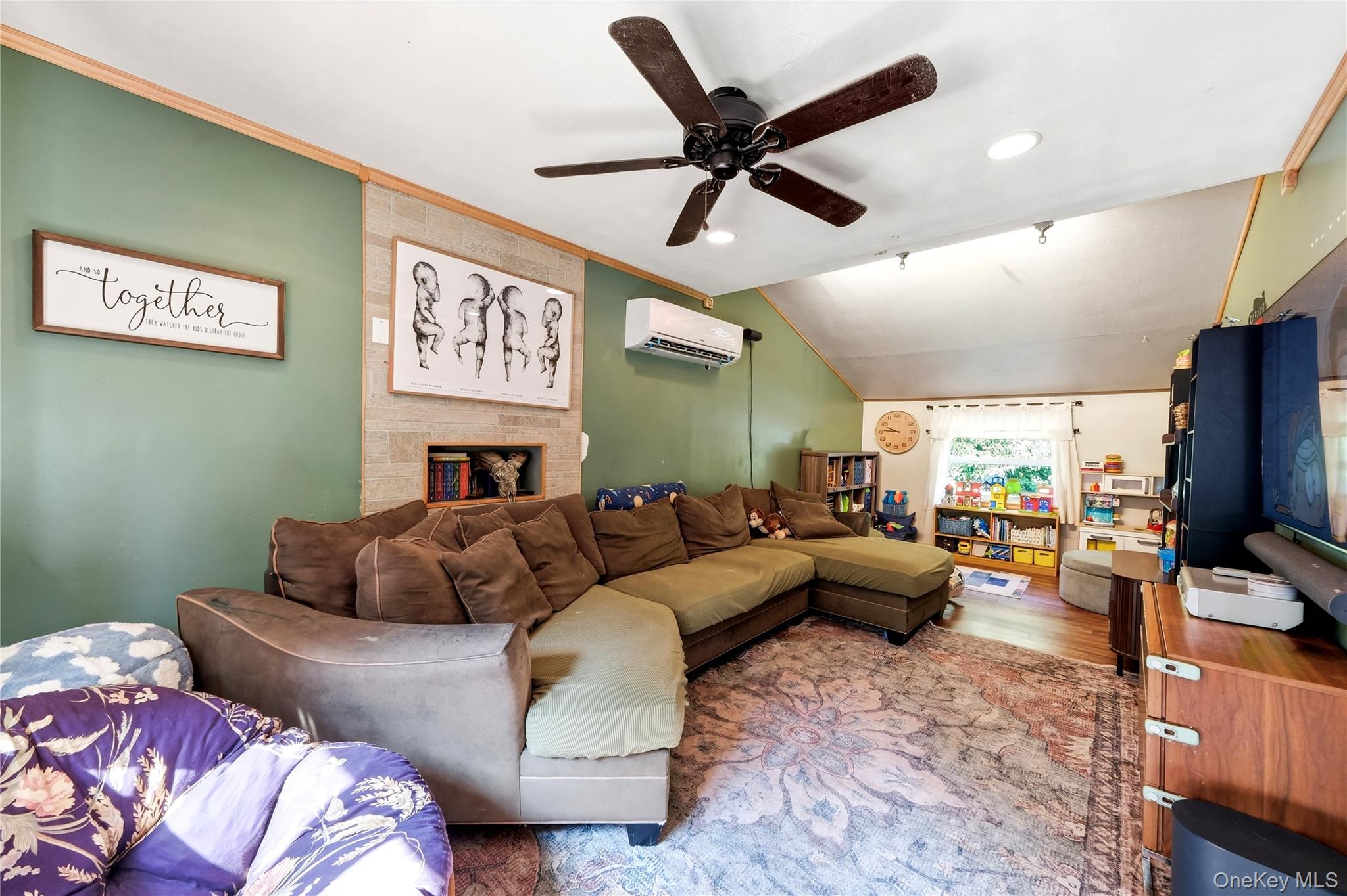 107 Andreano Avenue Property Photo 22