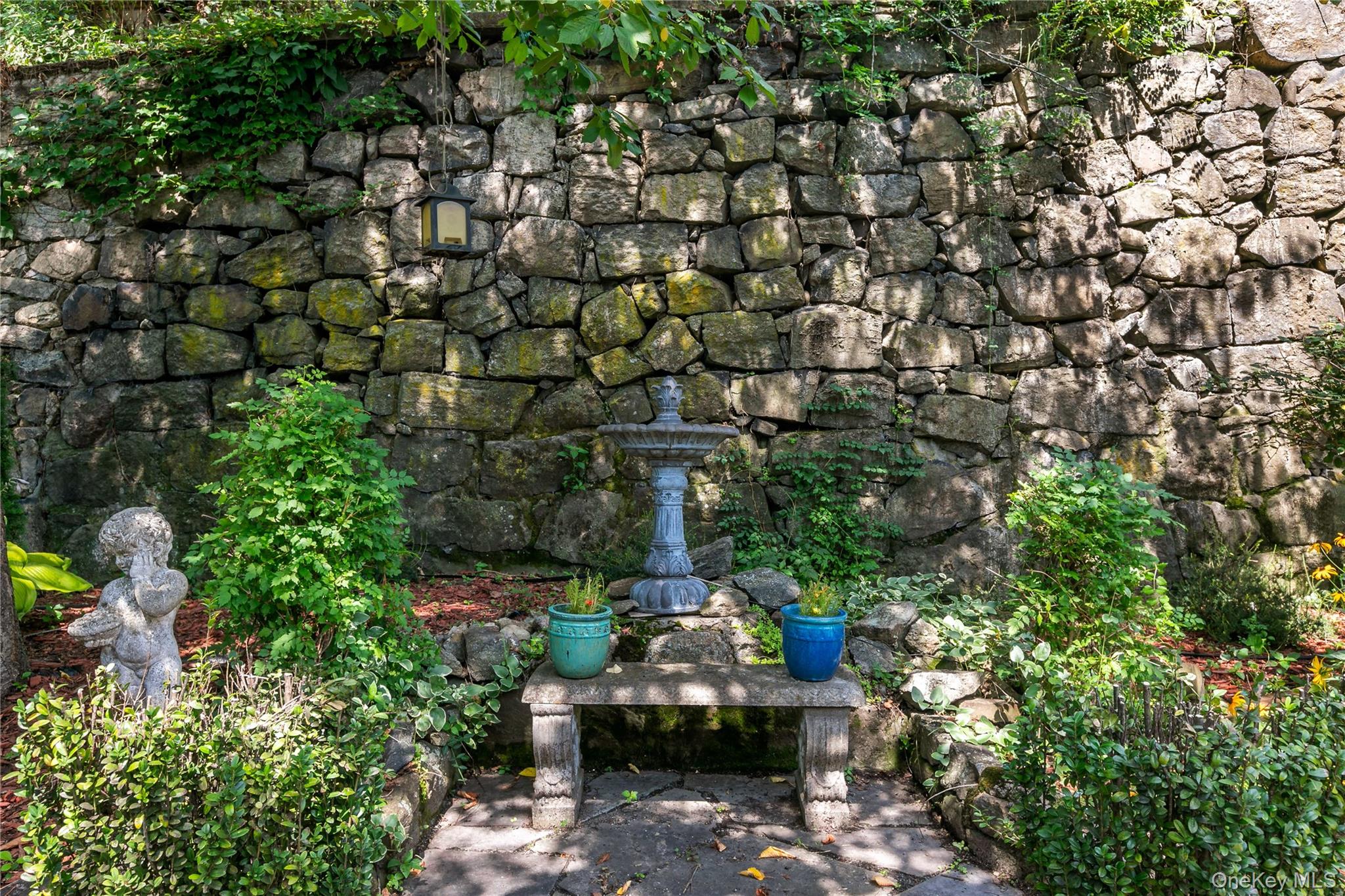 7 Railroad Avenue Property Photo 18