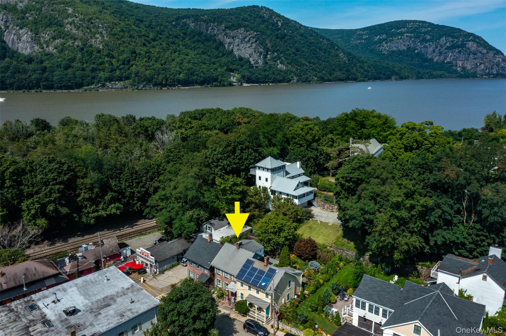 7 Railroad Avenue Property Photo 20