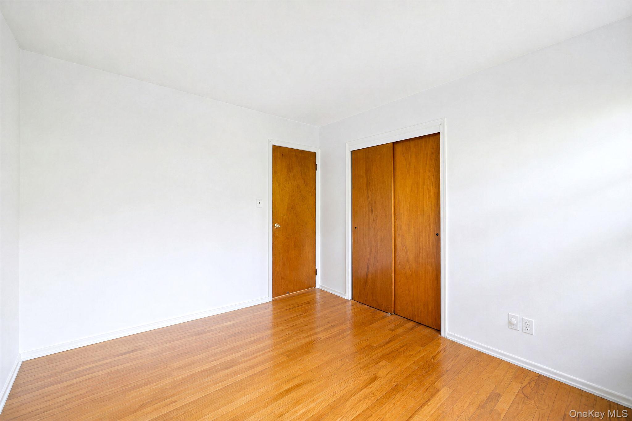 893 Gardiner Drive Property Photo 24