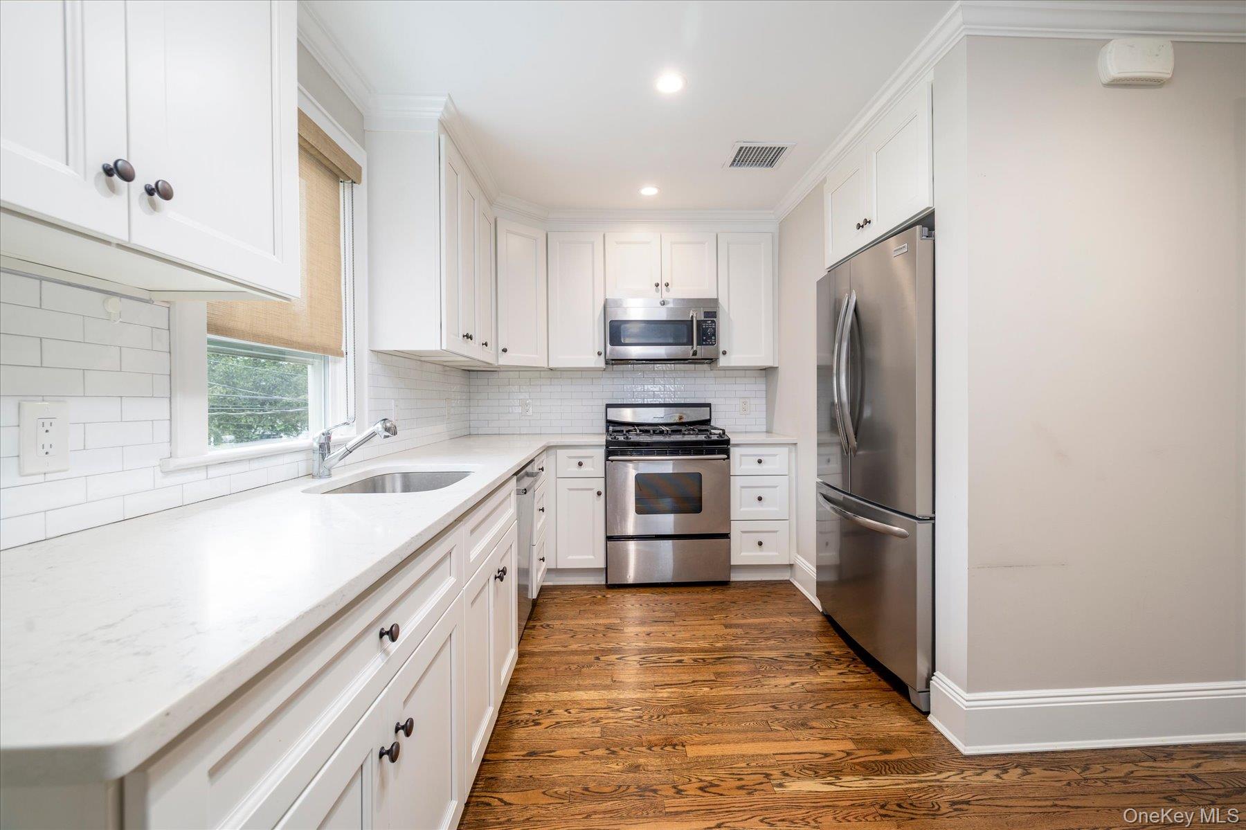 42 Woodland Avenue Upper Property Photo 6