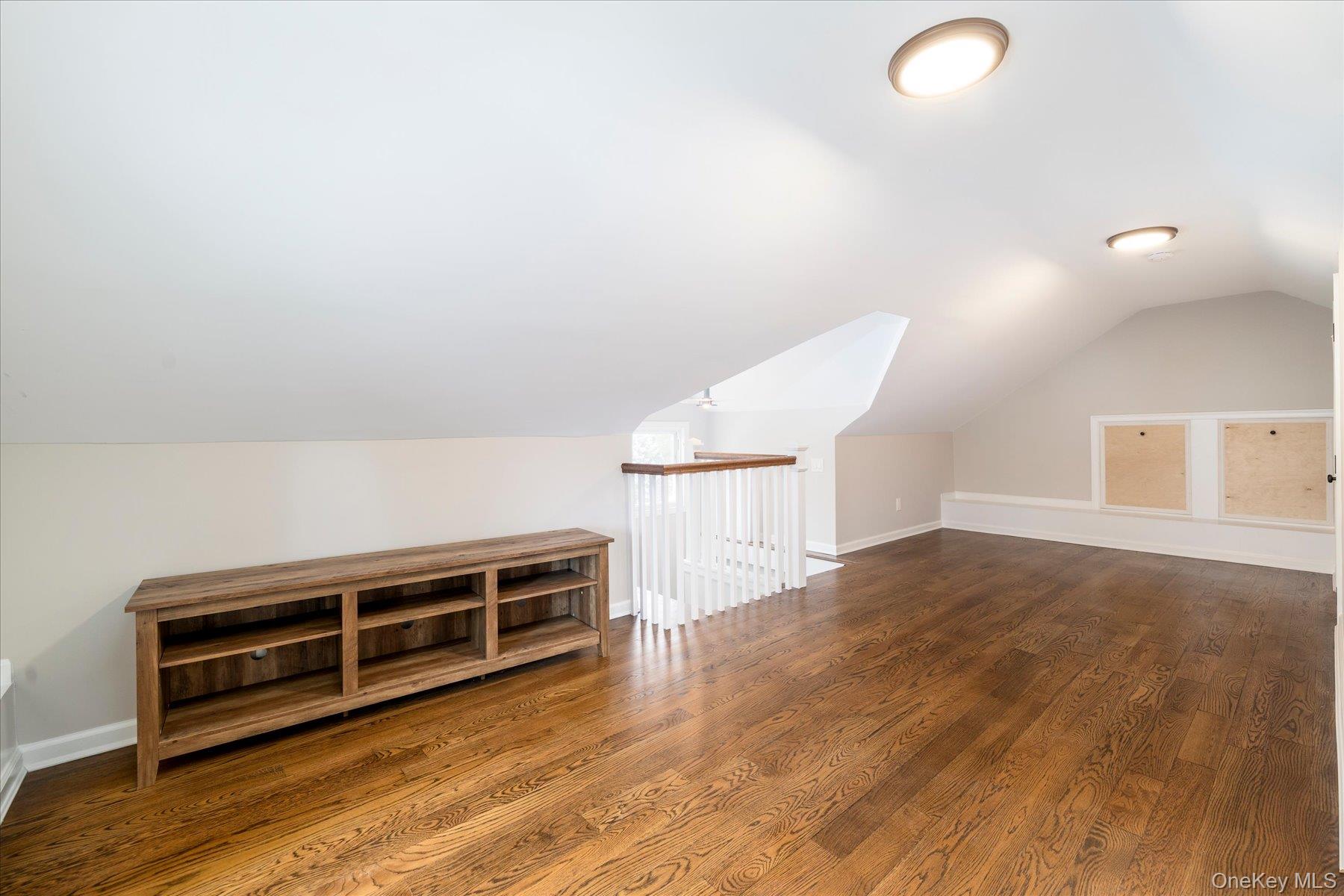 42 Woodland Avenue Upper Property Photo 16