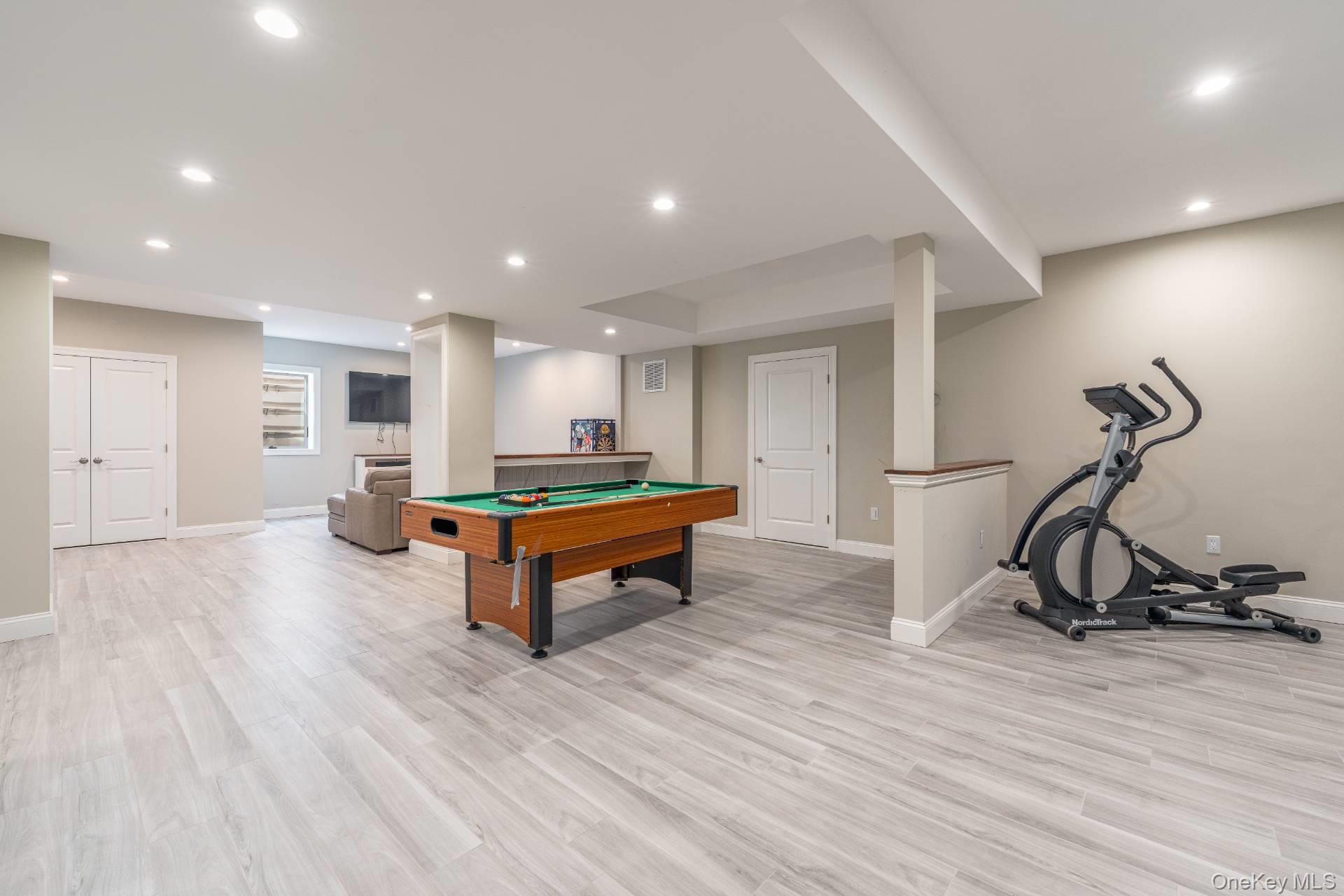 16125 Soundview Avenue Property Photo 25