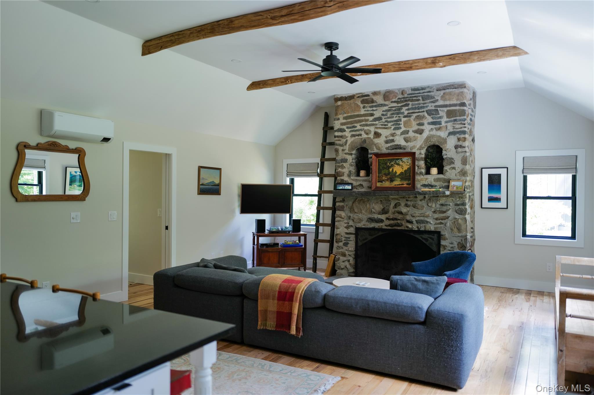 21 Vandermark Road Property Photo 8