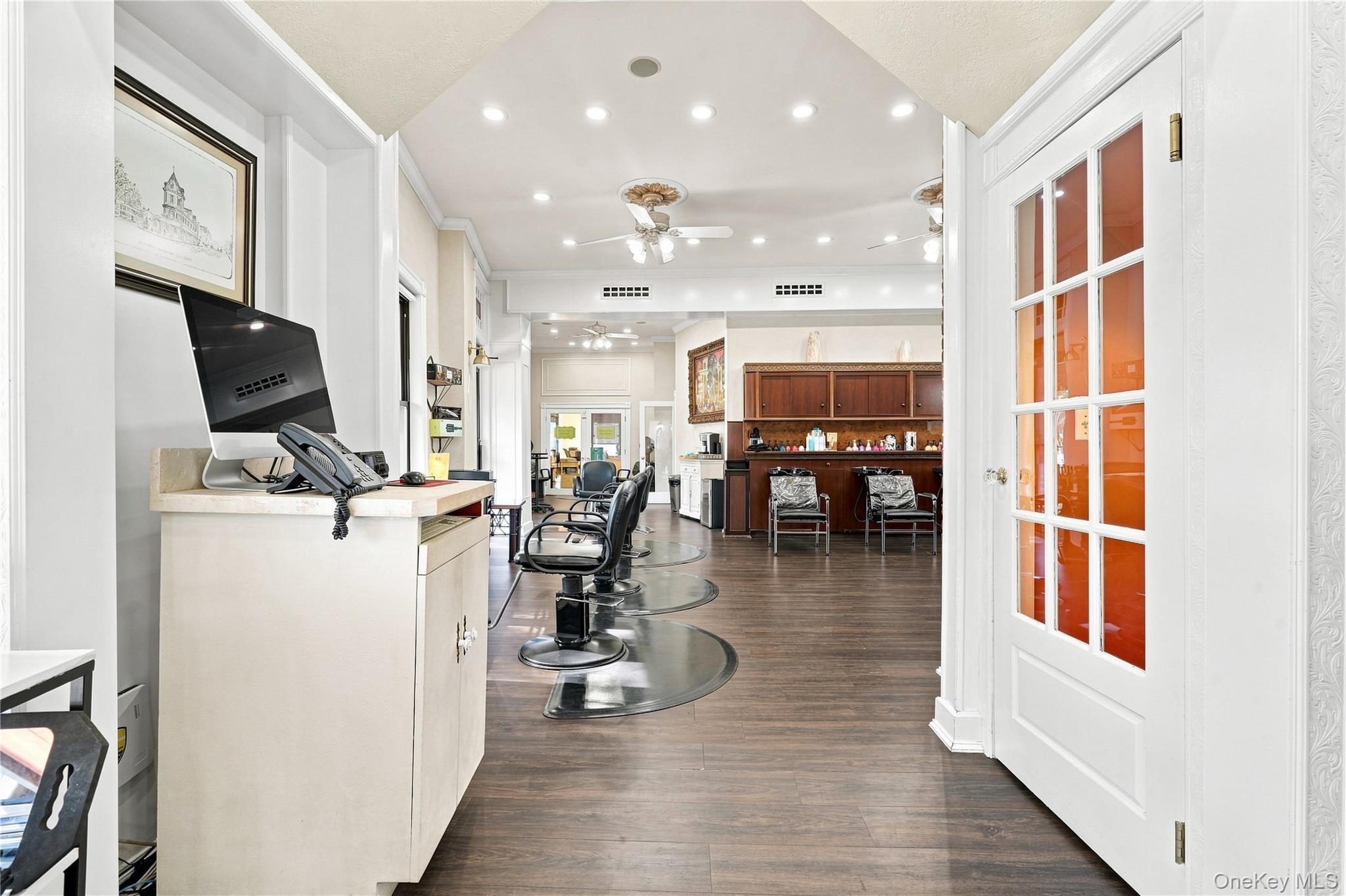 180 Broadway Property Photo 17