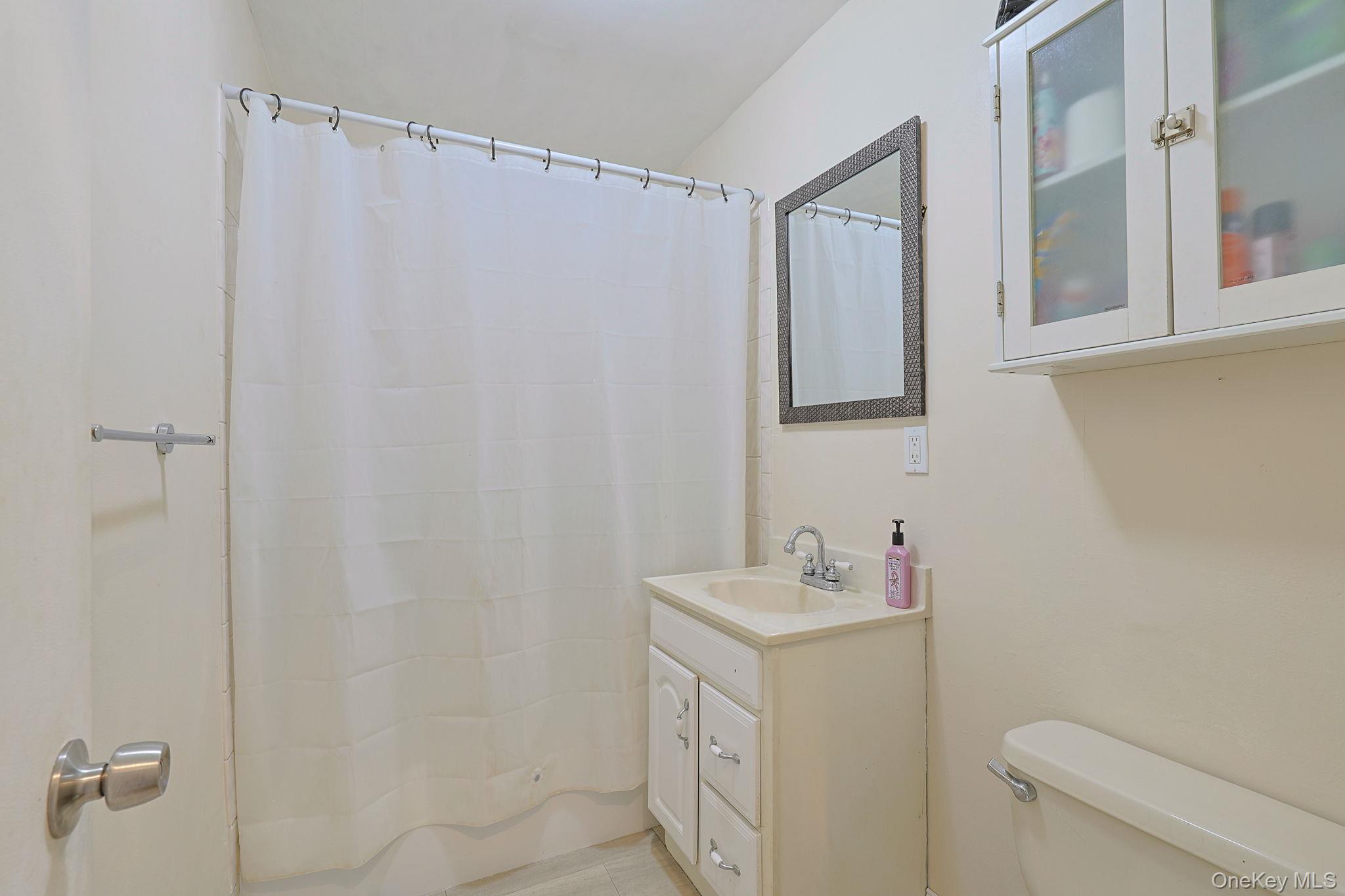 25 Village Park Drive 2f Property Photo 7