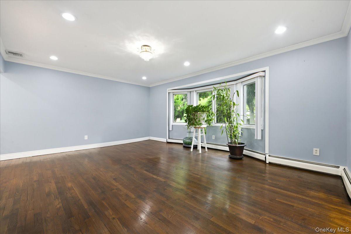 701 Hoover Street Property Photo 5