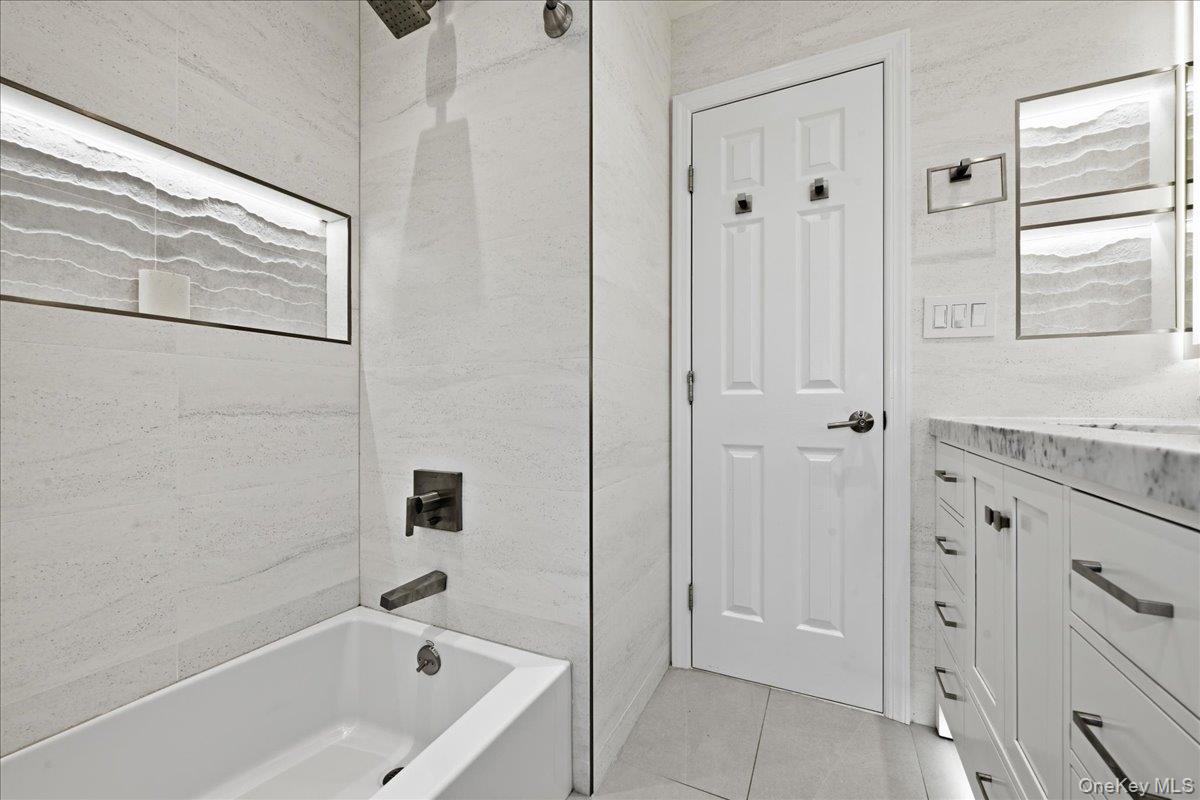 701 Hoover Street Property Photo 27