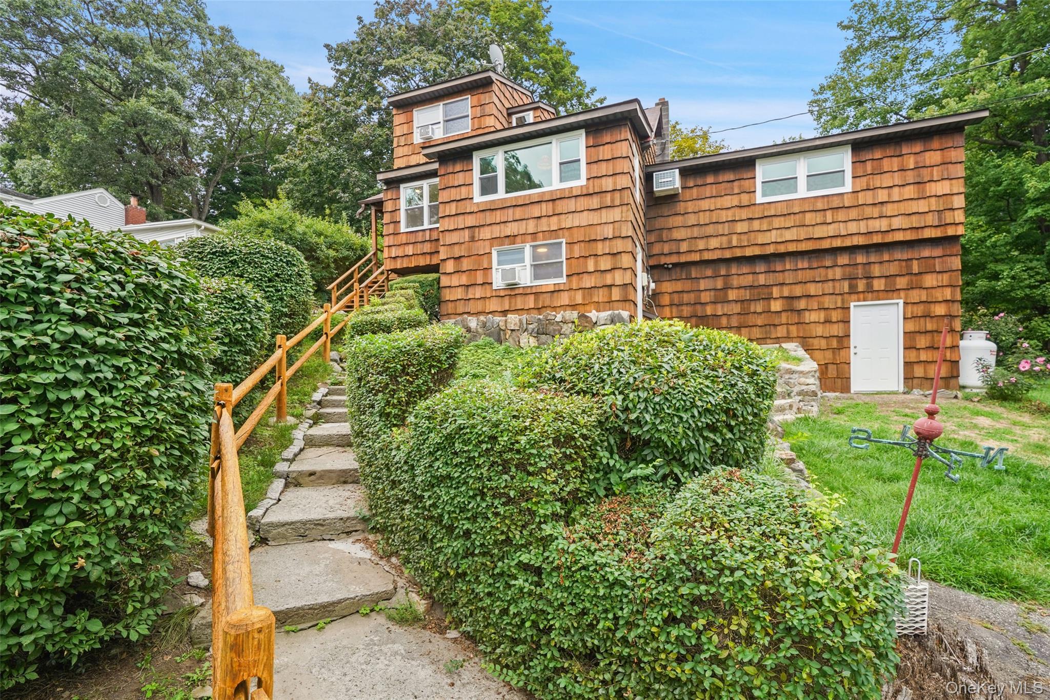 17 Mary Avenue Property Photo 3