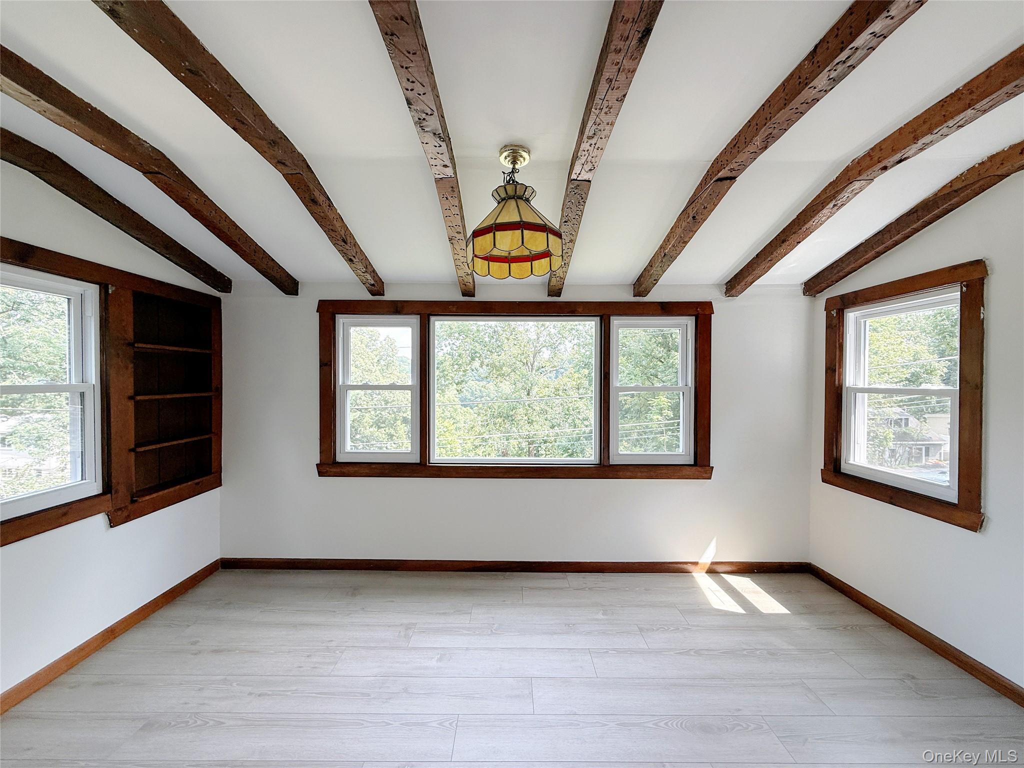 17 Mary Avenue Property Photo 13