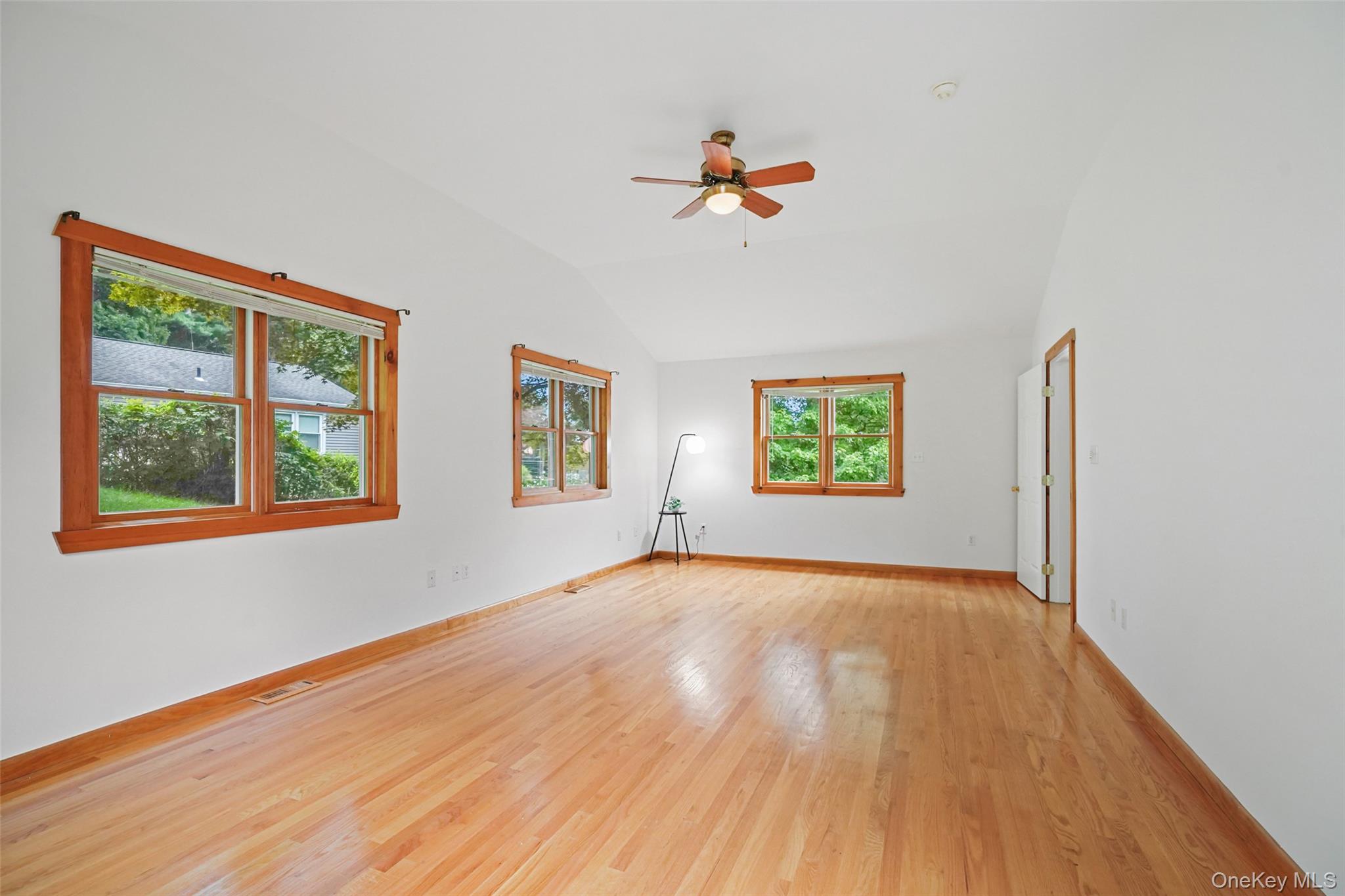 17 Mary Avenue Property Photo 17