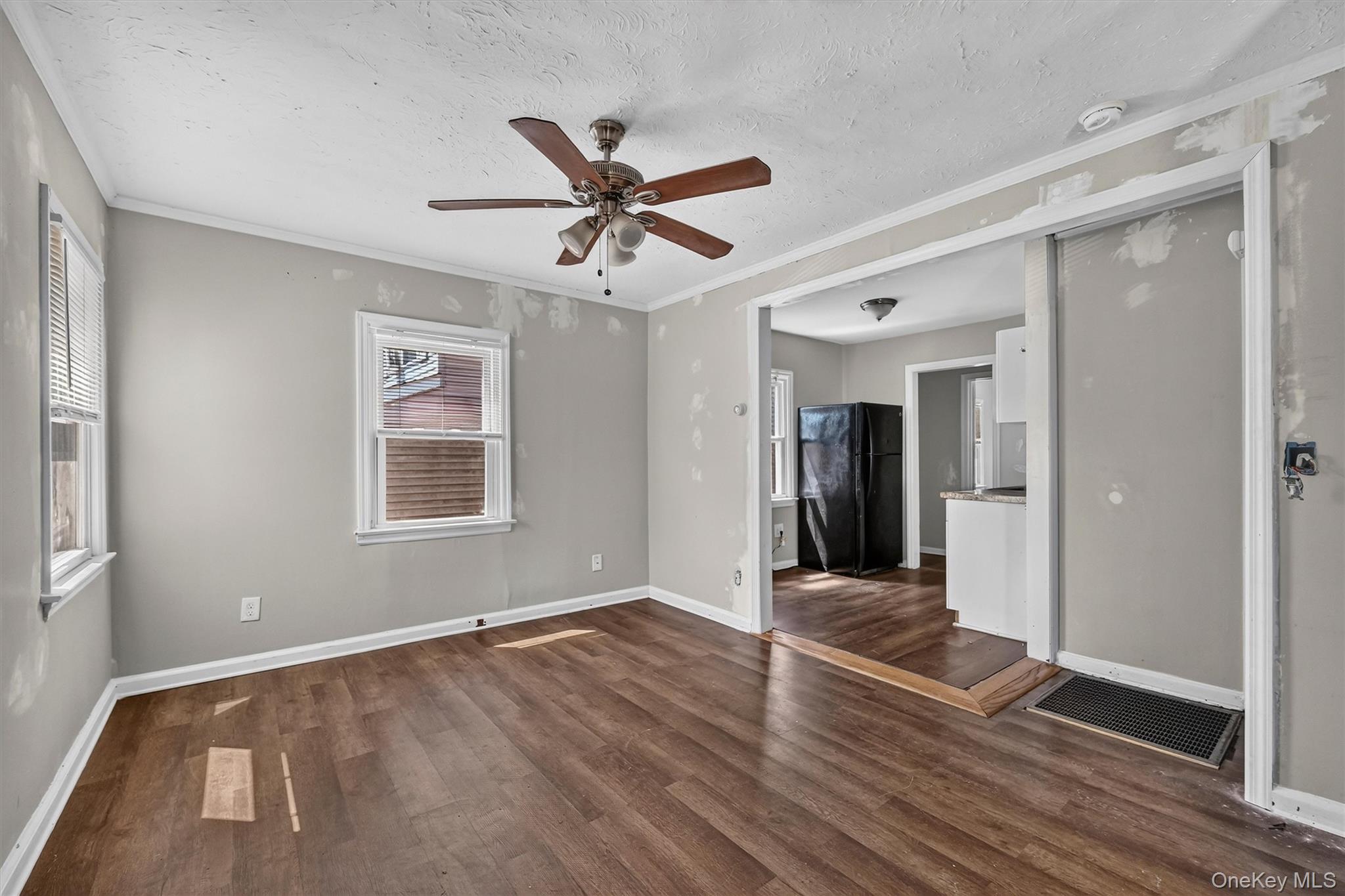 83 Center Street Property Photo 9