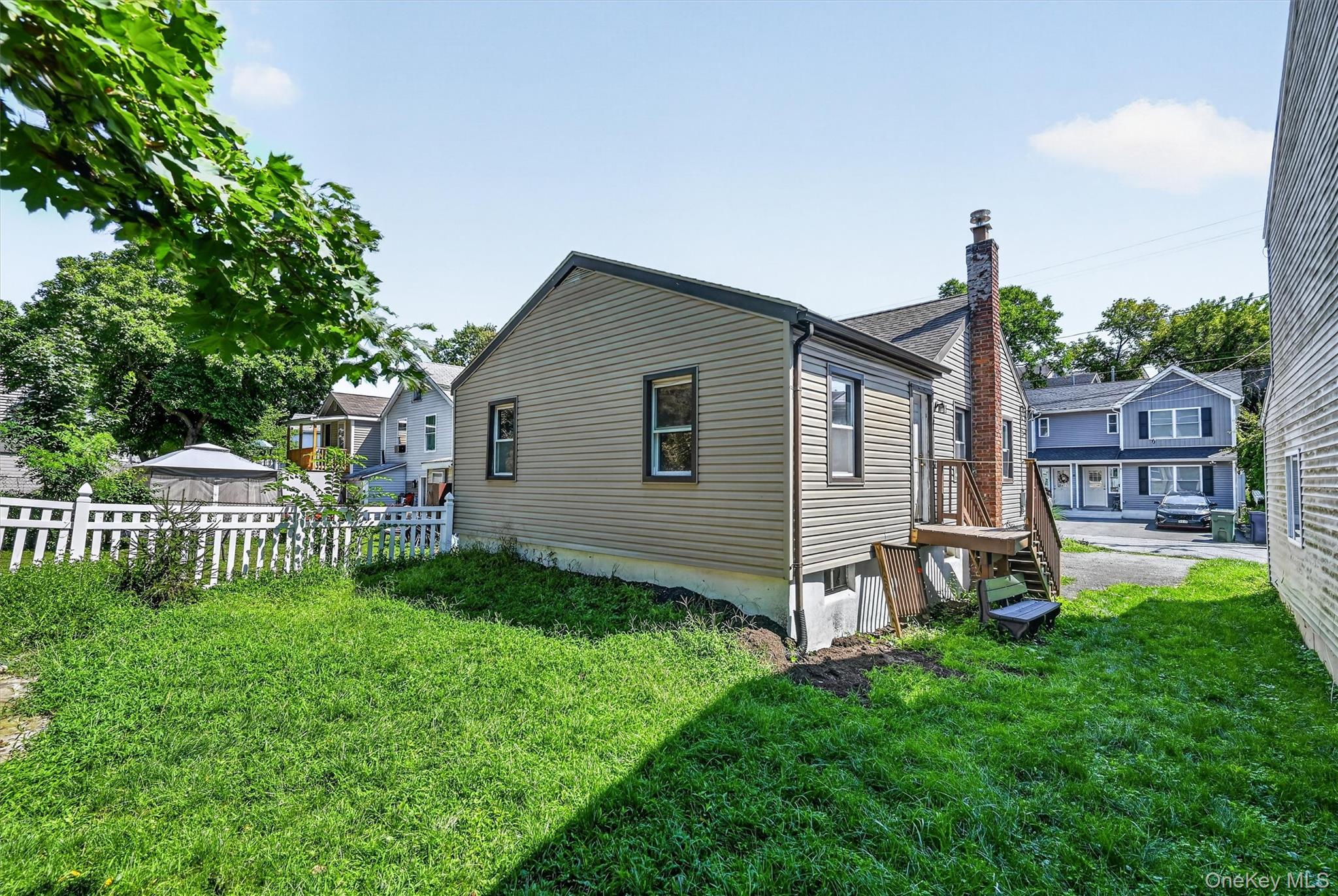 83 Center Street Property Photo 32