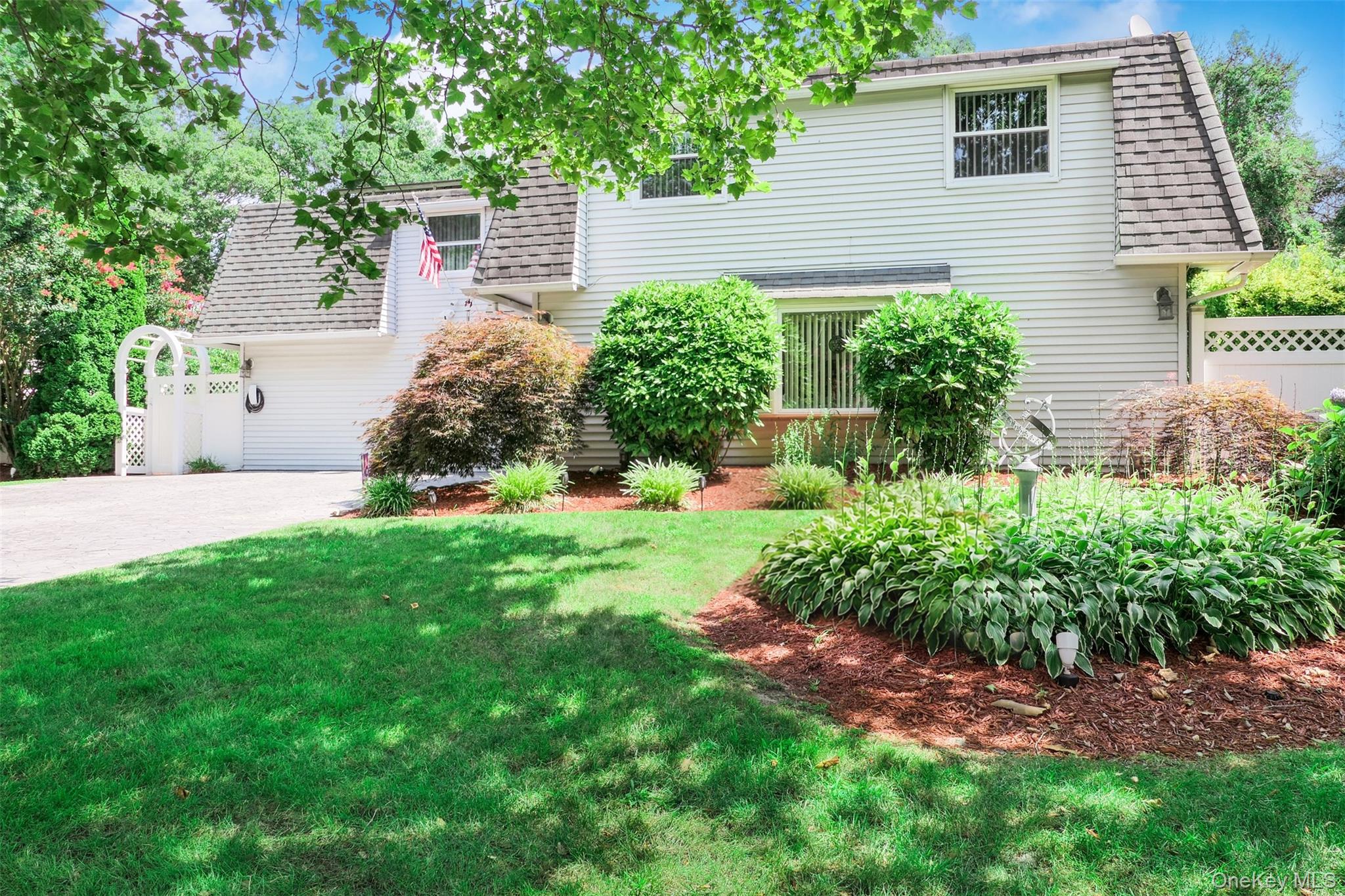 17 Sundial Lane Property Photo 2