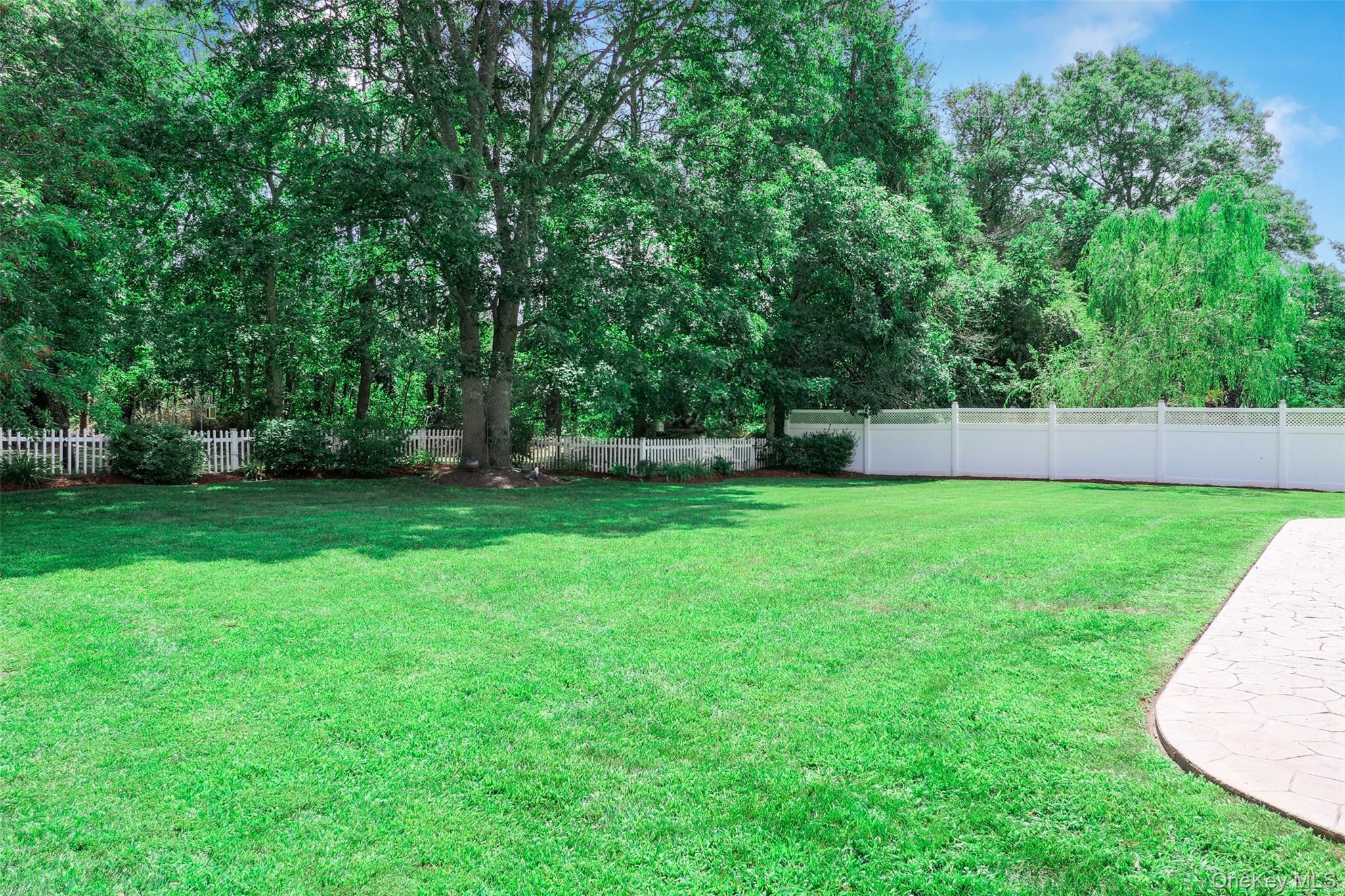 17 Sundial Lane Property Photo 19