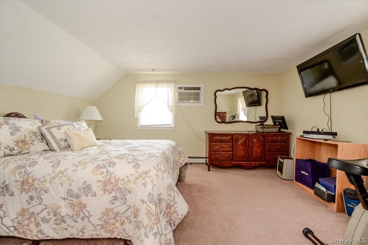 694 Pease Lane Property Photo 18