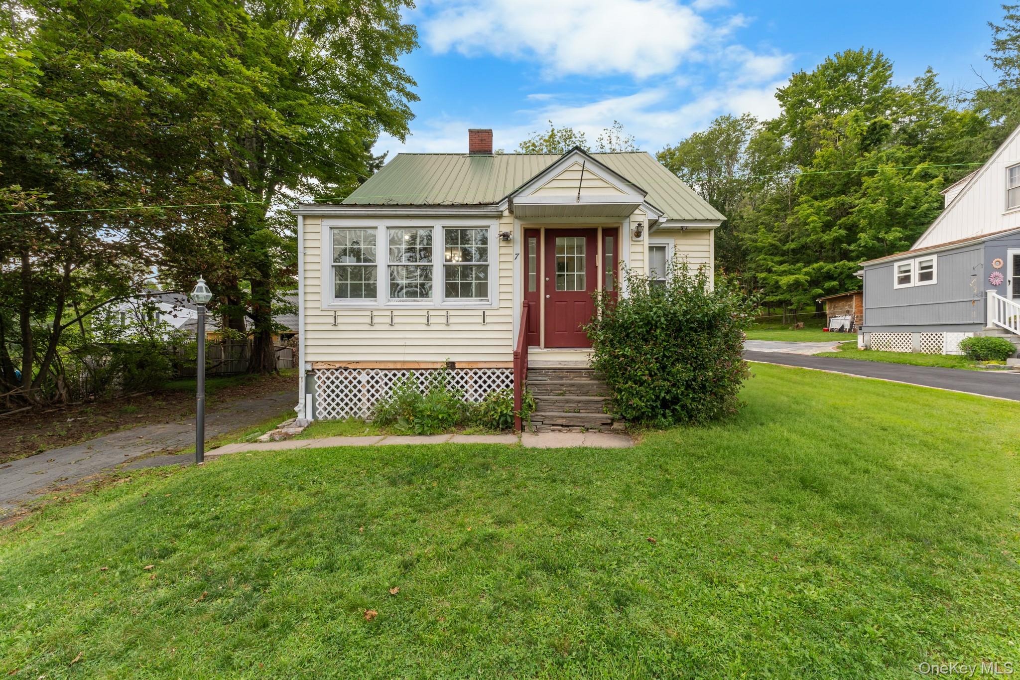 7 Jones Terrace Property Photo 1