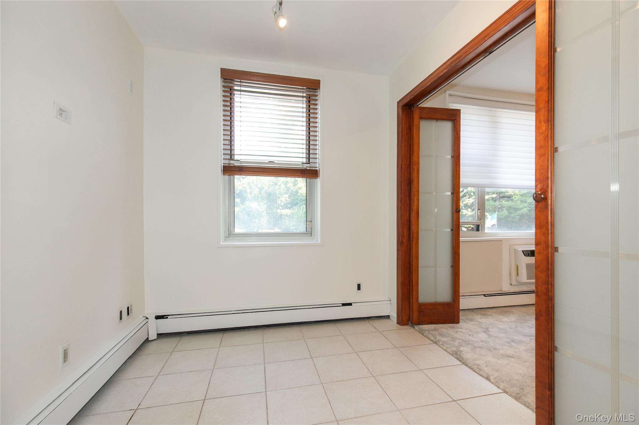 185 Middle Neck 1-l Property Photo 10