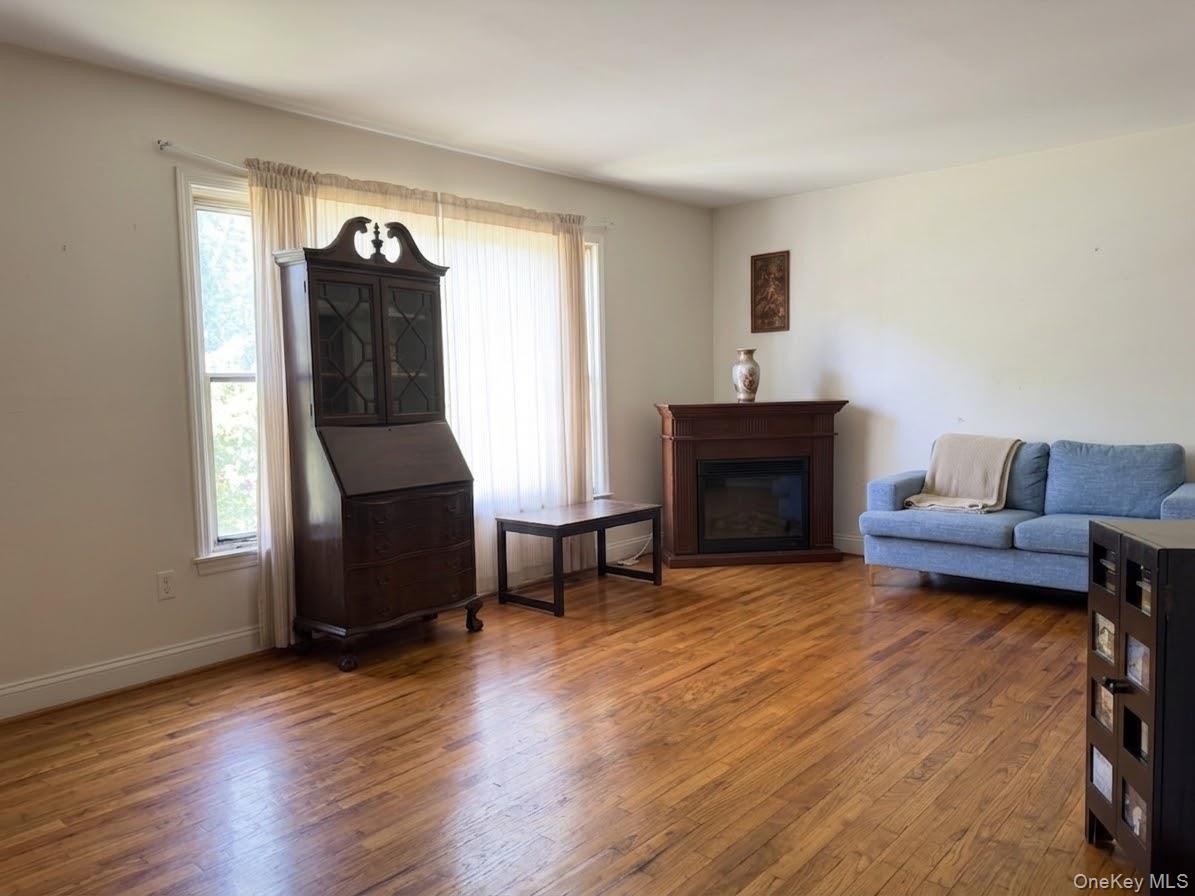 19 North Lane Property Photo 5