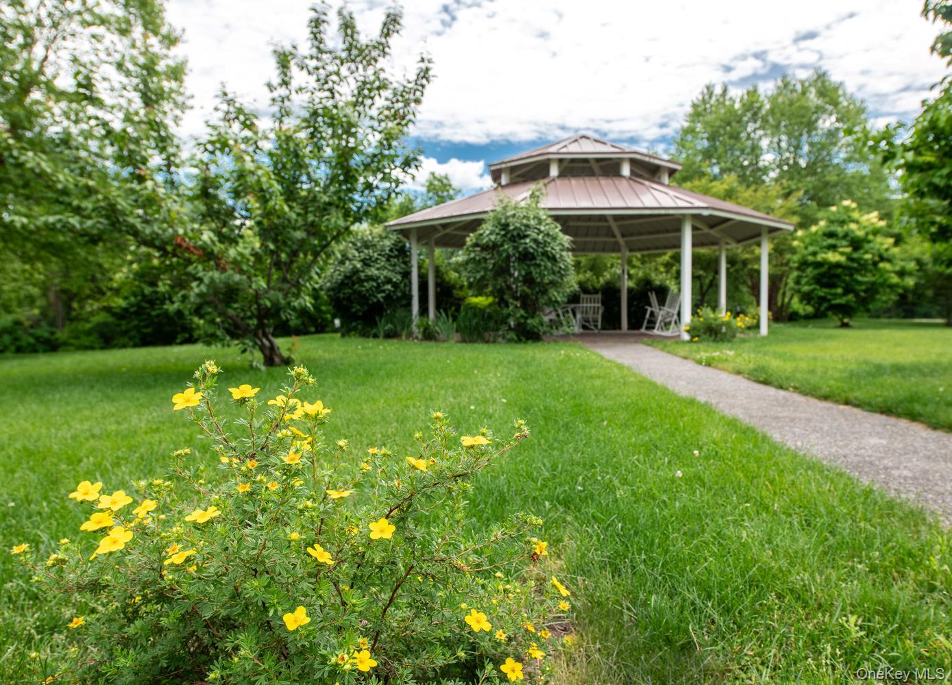 734 Regency Drive Property Photo 46